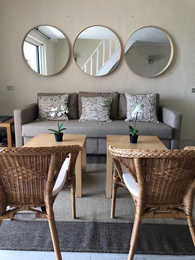 Loft Via Della Marina, Porto Rotondo Apartment