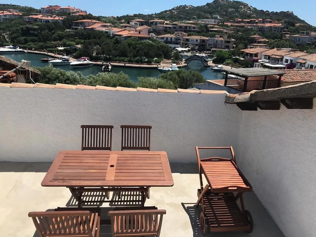 Loft Via Della Marina, Porto Rotondo Apartment Italy
